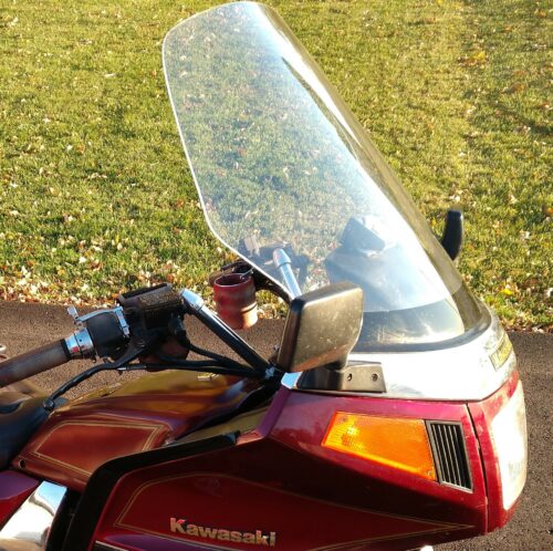 Click to view full screen Kawasaki Voyager 1200 Windshield Replacement photo review