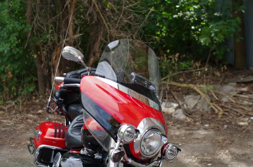 Click to view full screen Yamaha Royal Star Venture Windshield photo review