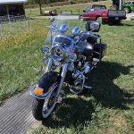 Harley-Davidson | Softail Deluxe/Heritage/Fat Boy Windshield fits Nostalgic HD Detachable Brackets | 1988-2017 photo review