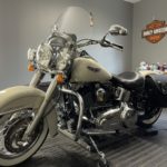 Harley-Davidson | Softail Deluxe/Heritage/Fat Boy Windshield fits Nostalgic HD Detachable Brackets | 1988-2017