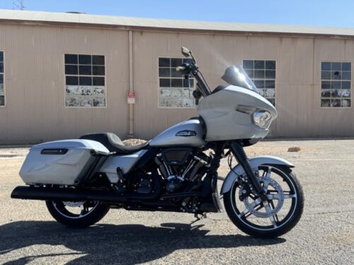 Click to view full screen 2024-Present Harley-Davidson Road Glide Windshield | 2023 CVO Road Glide Windscreen photo review